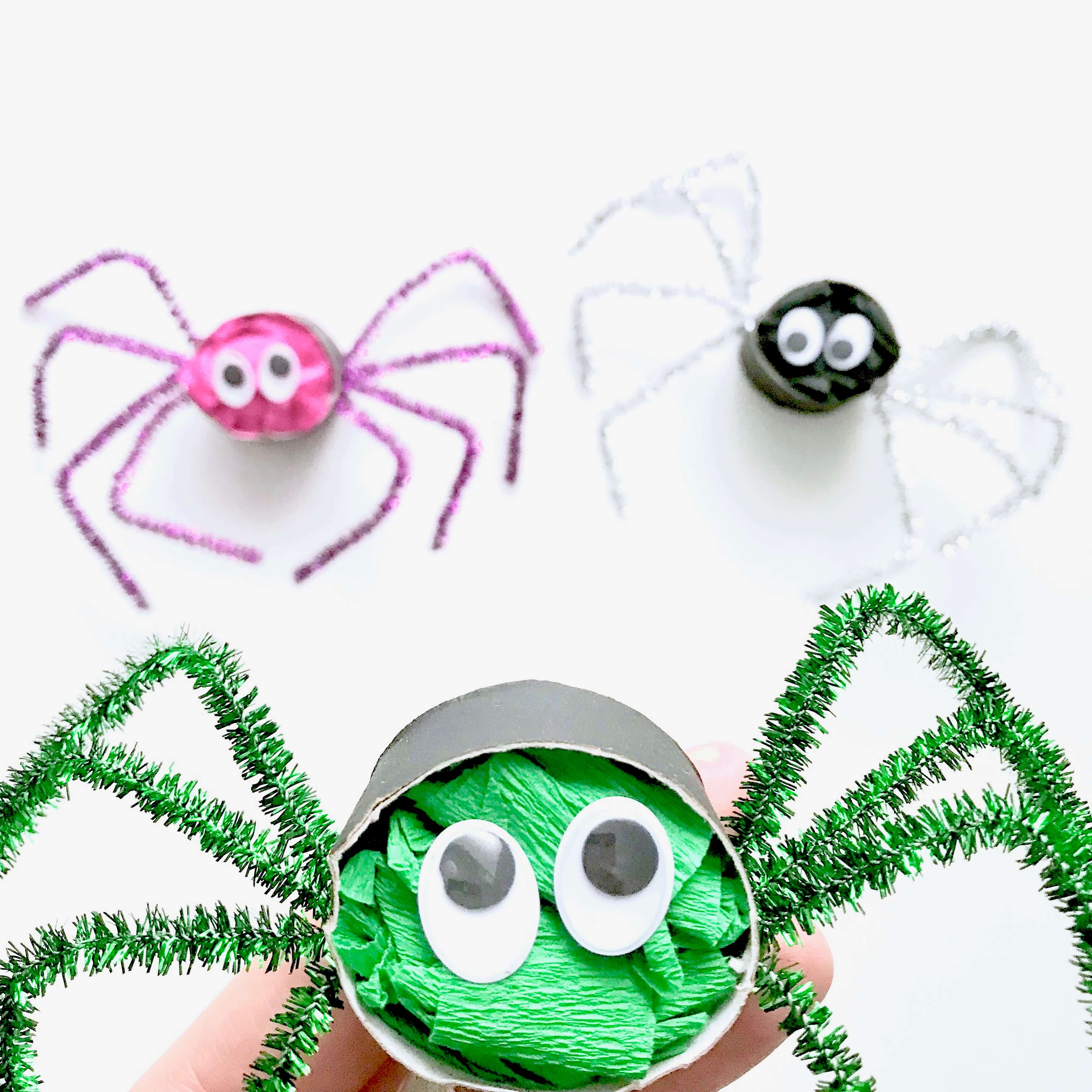 Lustige Spinnen aus Toilettenpapierrollen für Halloween basteln18